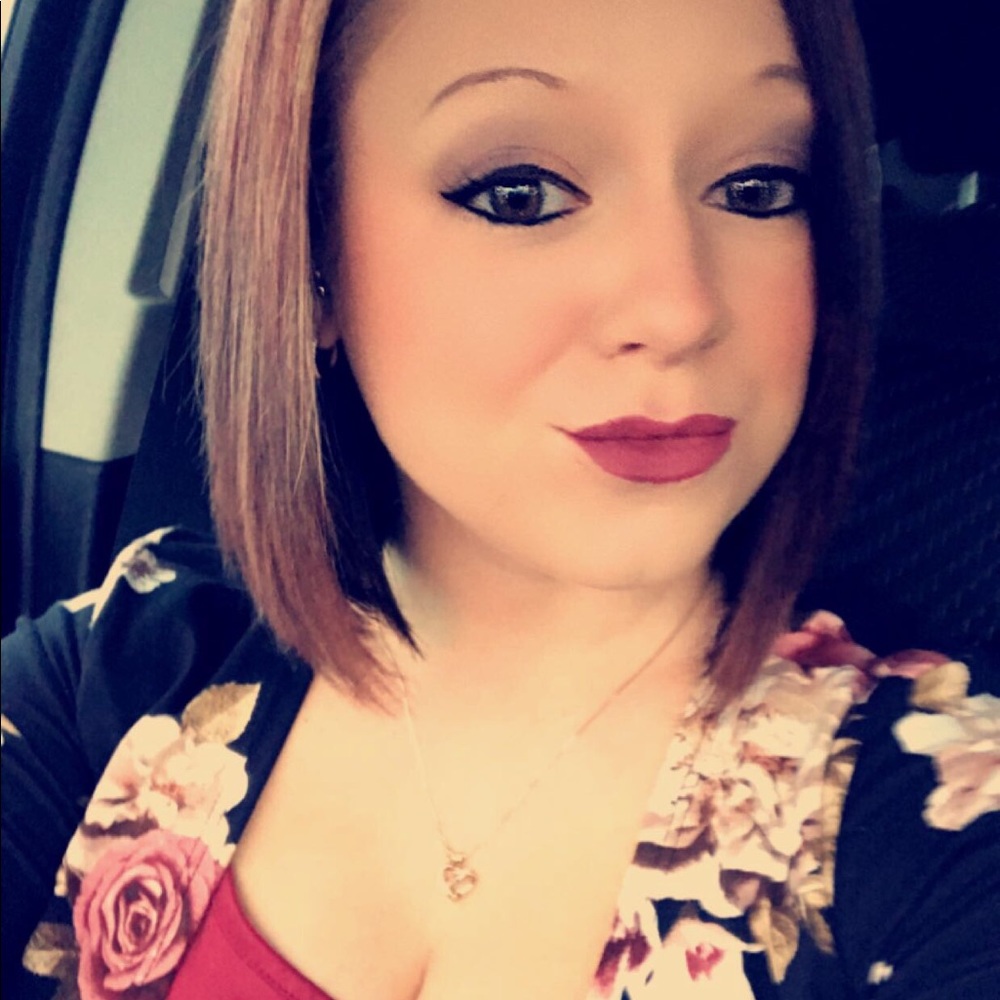 Meet your Posher, Jennifer